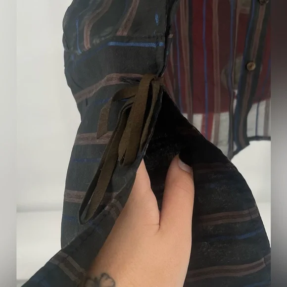 Vintage A’nue Ligne Black & Brown Sheer Striped Blouse With Flared Cuffs - Picture 4 of 9